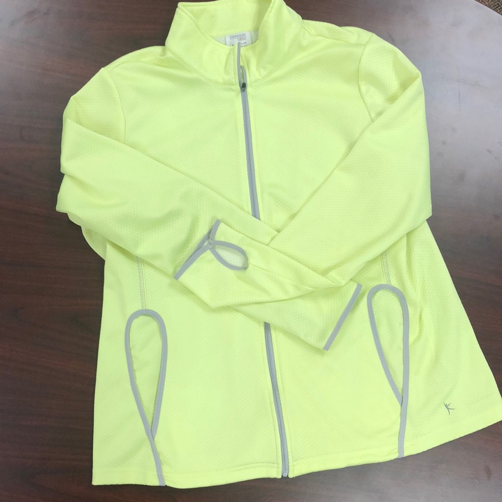 Danskin Now XL Zip-Up Jacket - Thumbholes YES!